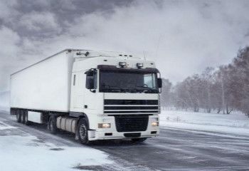 圖片[1]-托運(yùn)鞋子價(jià)格會(huì)不會(huì)很高-鑫漢物流