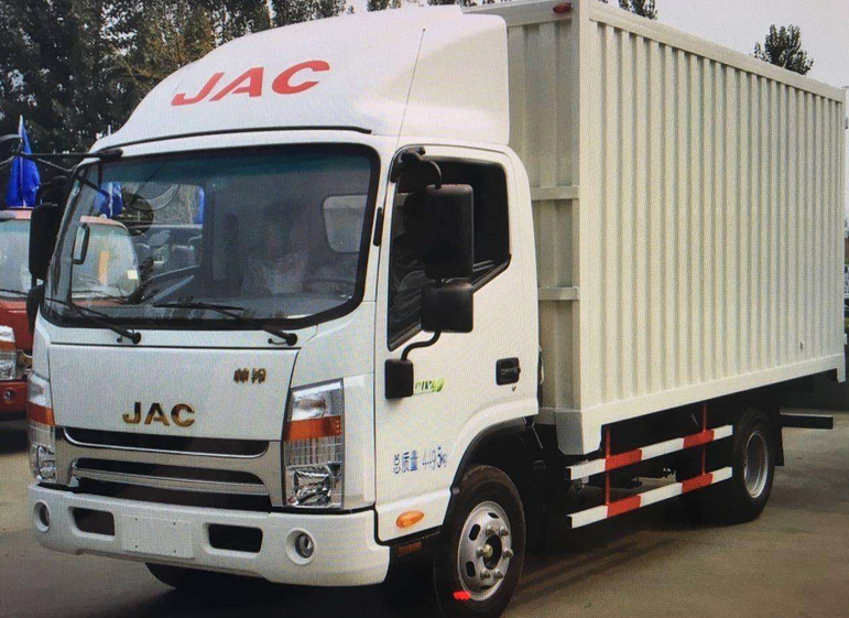 專業(yè)冷鏈運輸?shù)奈锪?鑫漢物流