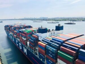 中國到美國物流多少錢？海運(yùn)空運(yùn)價(jià)格對比-鑫漢物流